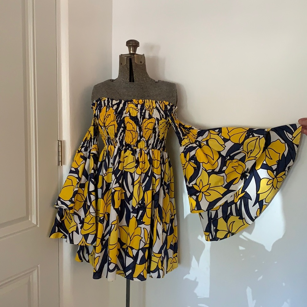 L’ATISTE by Amy Off Shoulder Dress Flared Arms M